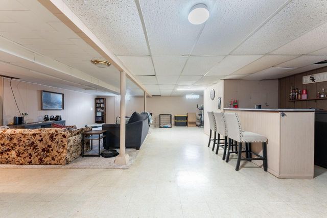5220 46th AVENUE, Kenosha, WI 53144