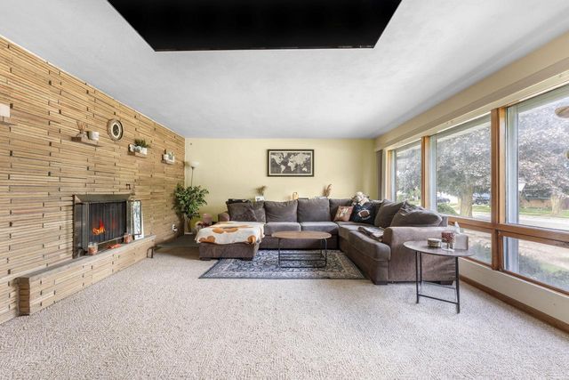 5220 46th AVENUE, Kenosha, WI 53144
