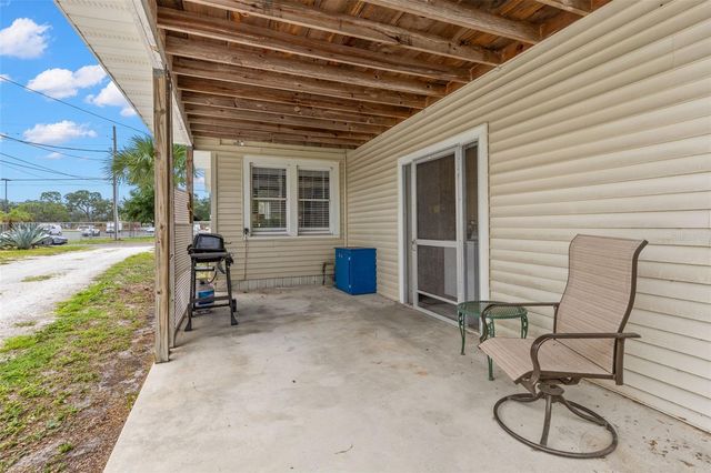 605 3RD AVENUE SW, Largo, FL 33770