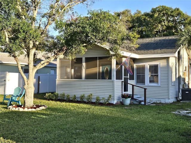 605 3RD AVENUE SW, Largo, FL 33770