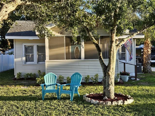 605 3RD AVENUE SW, Largo, FL 33770