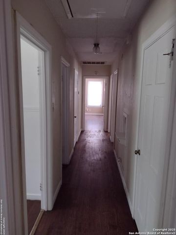 415 NORTH, San Antonio, TX 78201