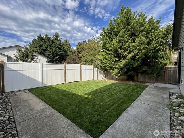 726 Reiten Road, Kent, WA 98030