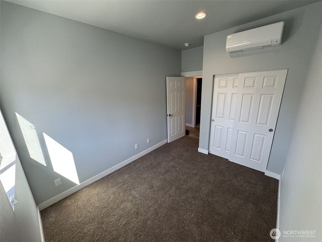 726 Reiten Road, Kent, WA 98030