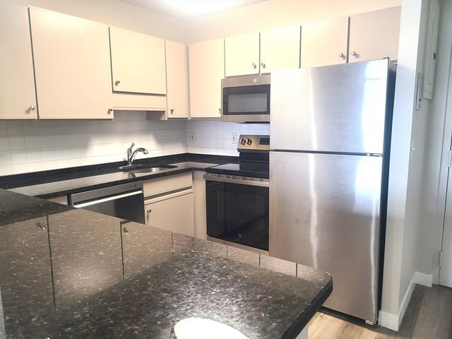 576 Washington Street 306, Weymouth, MA 02188