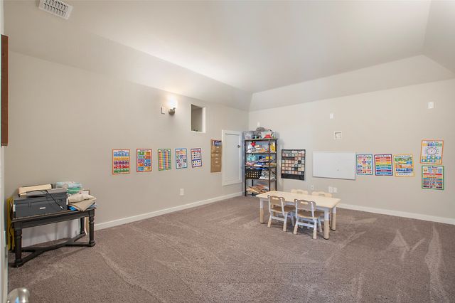 367 Oak Creek Drive, Lavon, TX 75166