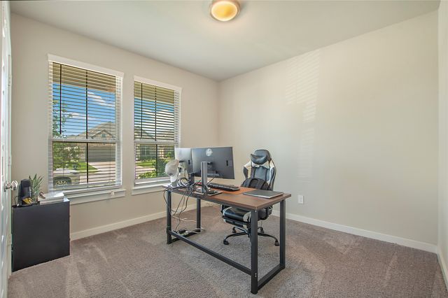 367 Oak Creek Drive, Lavon, TX 75166