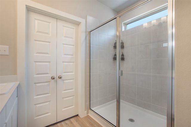 367 Oak Creek Drive, Lavon, TX 75166