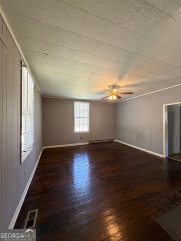 11 North Street, Manchester, GA 31816