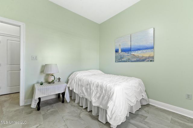 400 S Burke Avenue, Long Beach, MS 39560