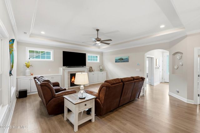 789 Breezewood Drive SE, Bolivia, NC 28422