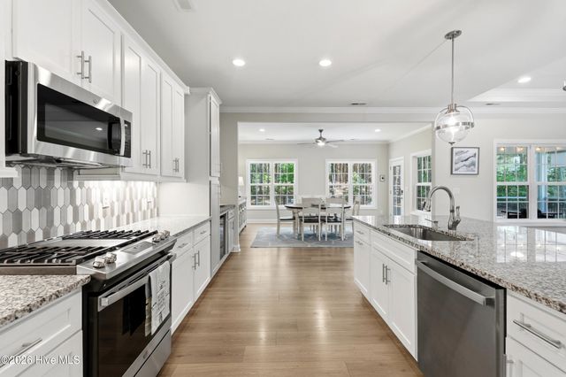 789 Breezewood Drive SE, Bolivia, NC 28422
