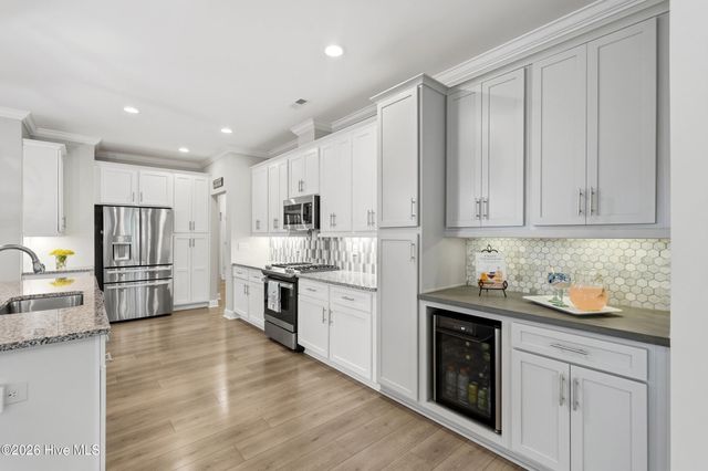 789 Breezewood Drive SE, Bolivia, NC 28422