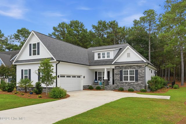789 Breezewood Drive SE, Bolivia, NC 28422