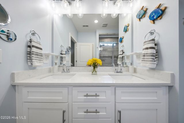789 Breezewood Drive SE, Bolivia, NC 28422