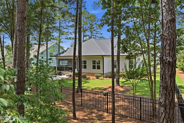 789 Breezewood Drive SE, Bolivia, NC 28422