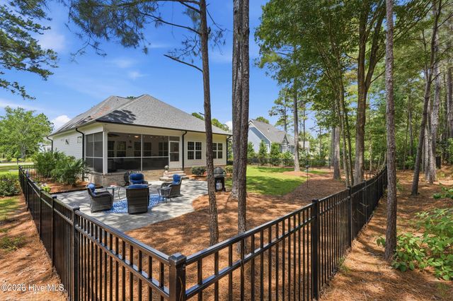 789 Breezewood Drive SE, Bolivia, NC 28422