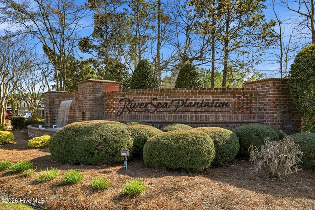 789 Breezewood Drive SE, Bolivia, NC 28422