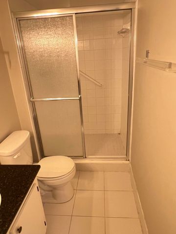 413 Greenbrier A, West Palm Beach, FL 33417