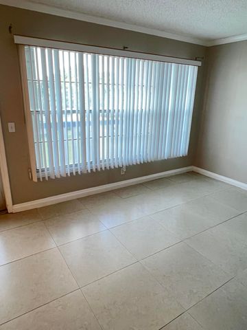 413 Greenbrier A, West Palm Beach, FL 33417