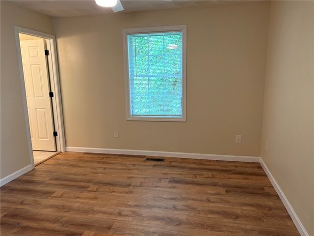 521 Tenth Avenue, Woonsocket, RI 02895