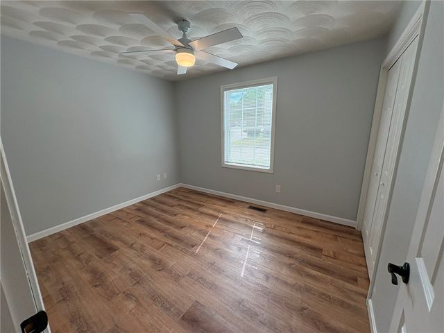 521 Tenth Avenue, Woonsocket, RI 02895