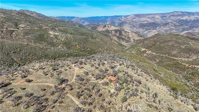 4745 Bear Valley, Mariposa, CA 95338