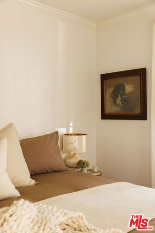 7606 Willoughby Avenue, West Hollywood, CA 90046