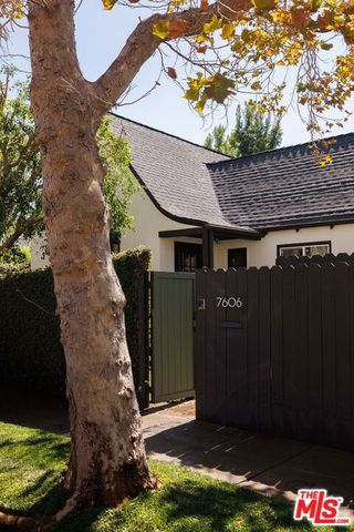 7606 Willoughby Avenue, West Hollywood, CA 90046