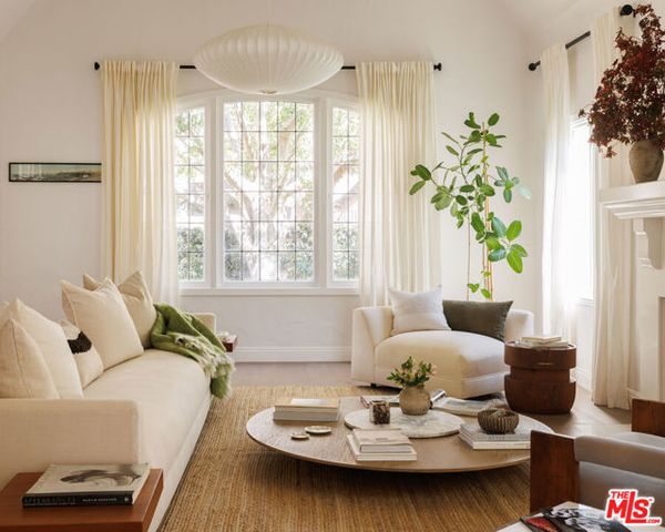 7606 Willoughby Avenue, West Hollywood, CA 90046