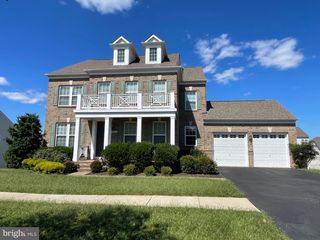 5801 COPPELIA DR, Rockville, MD 20855