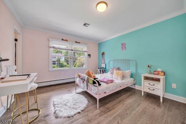26 Wind Ridge Dr, North Caldwell Boro, NJ 07006