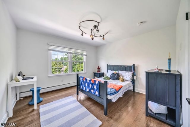 26 Wind Ridge Dr, North Caldwell Boro, NJ 07006