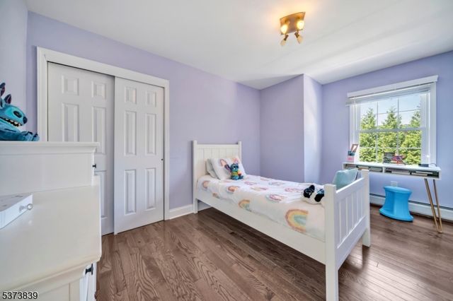 26 Wind Ridge Dr, North Caldwell Boro, NJ 07006