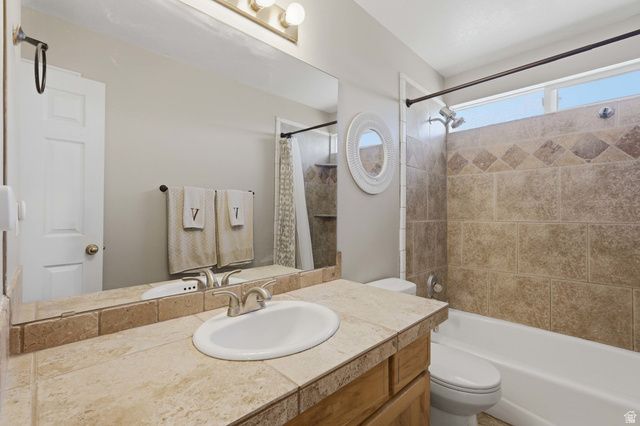 5335 S 4250 W, Roy, UT 84067