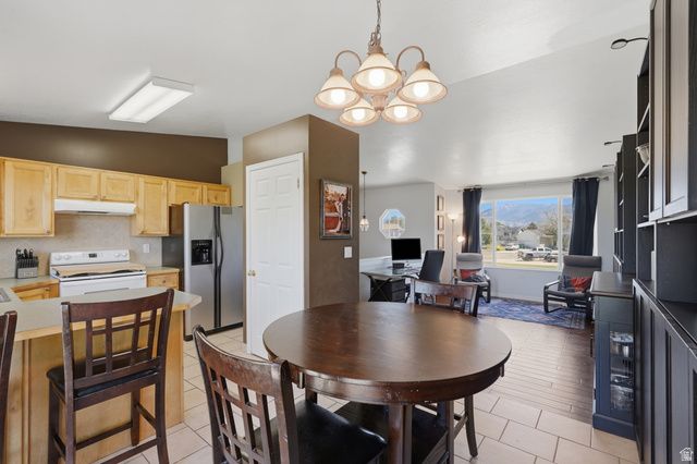 5335 S 4250 W, Roy, UT 84067
