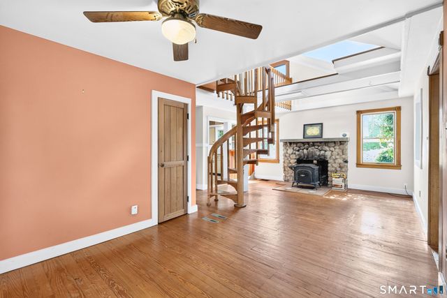207 Pawson Road, Branford, CT 06405