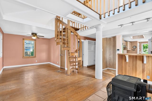 207 Pawson Road, Branford, CT 06405