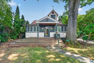 207 Pawson Road, Branford, CT 06405