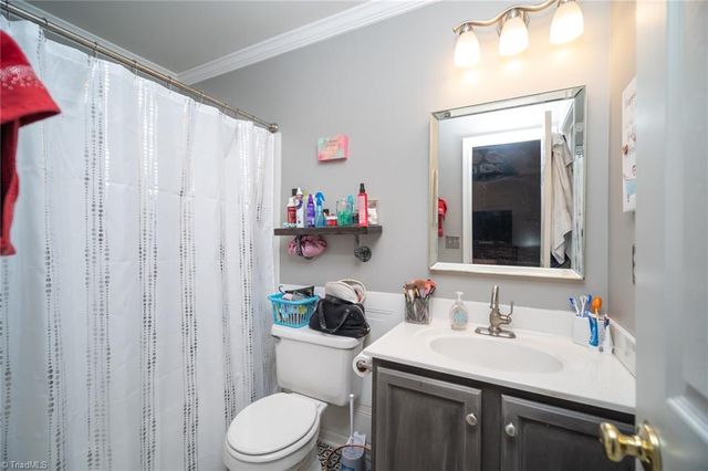 3569 Sydney Oaks Drive, Browns Summit, NC 27214