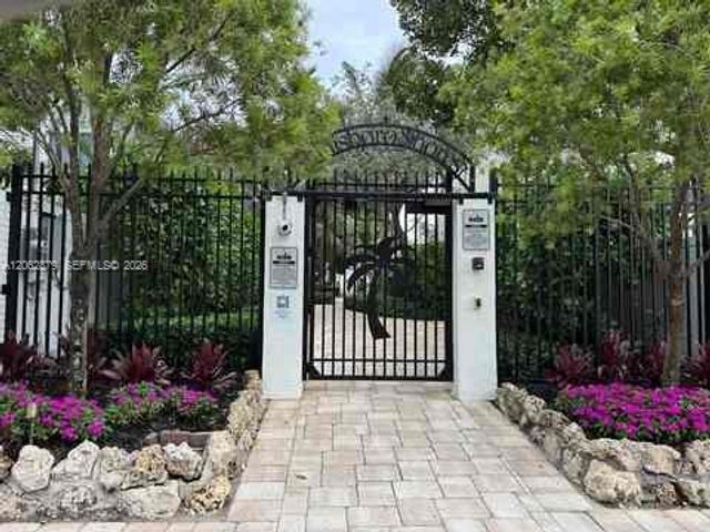 3416 Norfolk St, Pompano Beach, FL 33062