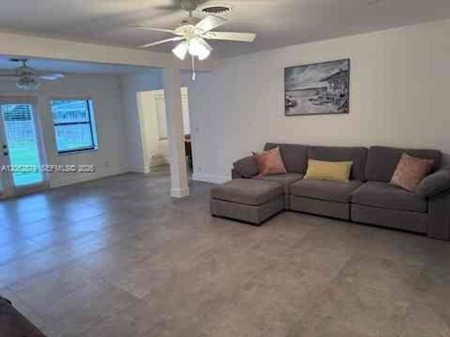 3416 Norfolk St, Pompano Beach, FL 33062