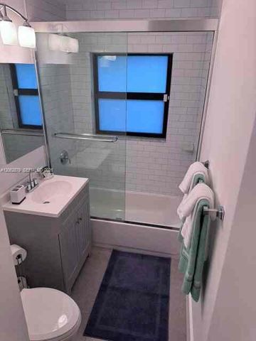 3416 Norfolk St, Pompano Beach, FL 33062