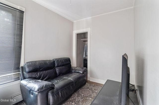 918 Park Avenue, Schenectady, NY 12308