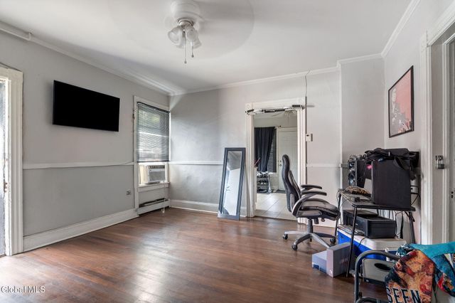 918 Park Avenue, Schenectady, NY 12308