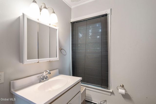 918 Park Avenue, Schenectady, NY 12308