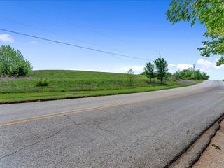 6701 Ball Street, Fayetteville, AR 72704