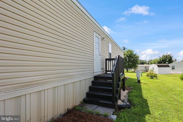 124 SHERRILL DR, New Oxford, PA 17350