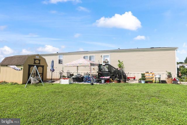 124 SHERRILL DR, New Oxford, PA 17350