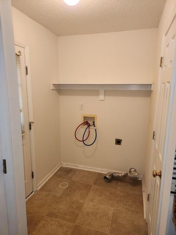 860 Darby Street, Raleigh, NC 27610